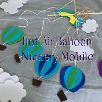 Hot Air Balloon Nursery Mobile kit from Flying Tiger | EvinOK.com