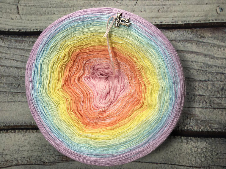 rainbow gradient yarn from magic circle