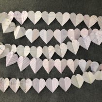 String of paper heart bunting from scrap paper | EvinOK