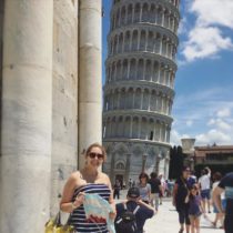 Knitting in Pisa While Pregnant | EvinOK