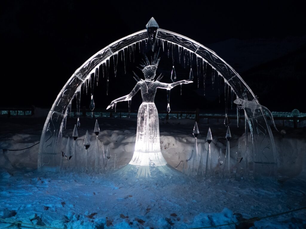 Elsa ice sculpture. Photo by Matt Forster